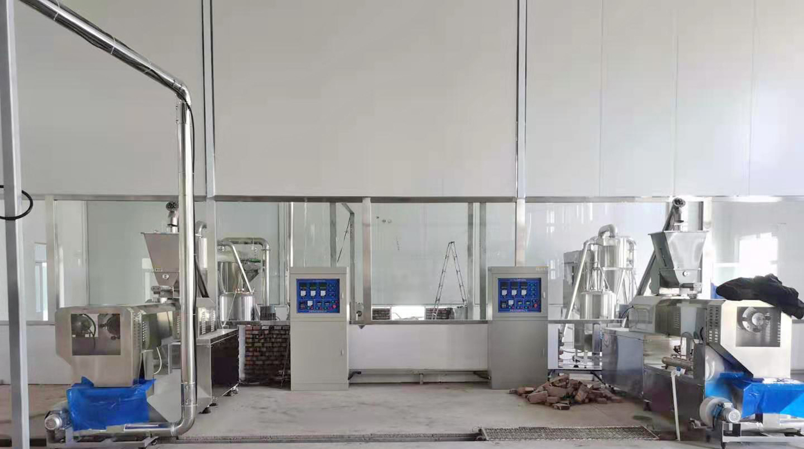 雙螺桿擠壓膨化機引領營養粉代餐粉生產線創新