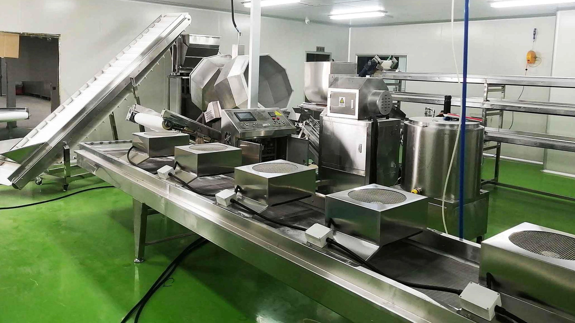 双螺杆挤压膨化生产线常见运行问题与排查思路